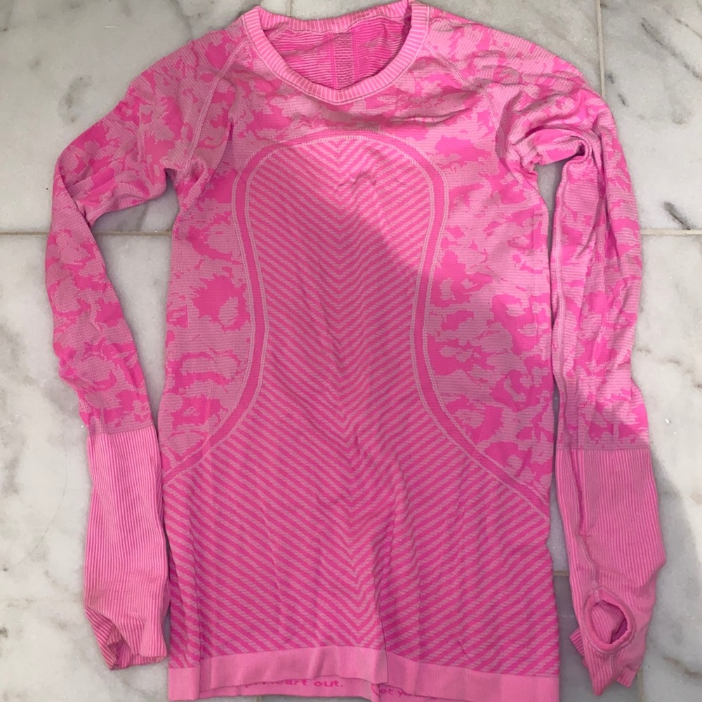 Lulu Lemon Swiftly Tech long sleeve